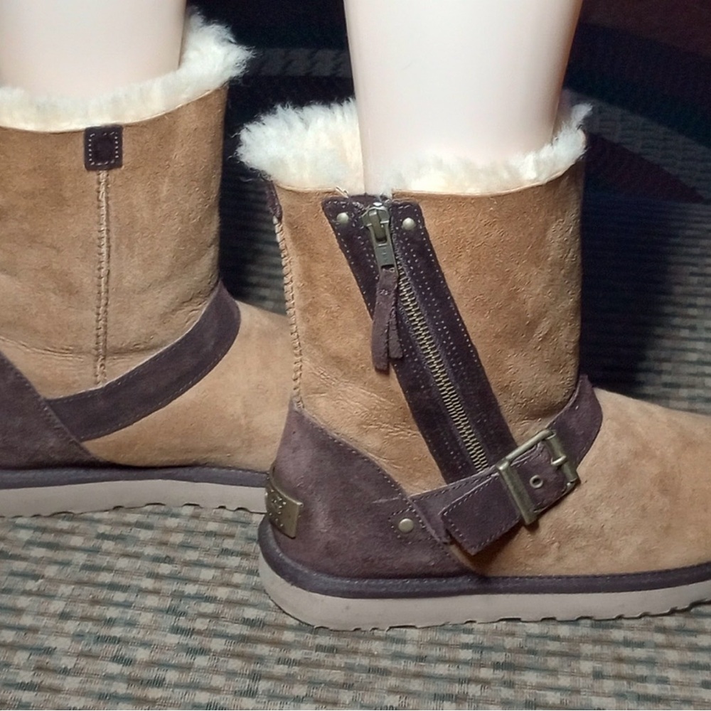 UGG Chestnut & Chocolate Shearling Brown Suede Women's Boots 8 Zip Buckle